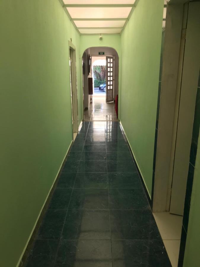 Tita'S Airport Hotel Cartagena エクステリア 写真