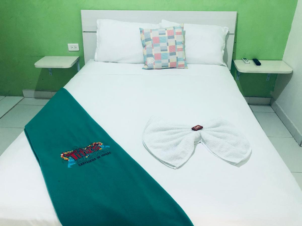 Tita'S Airport Hotel Cartagena エクステリア 写真